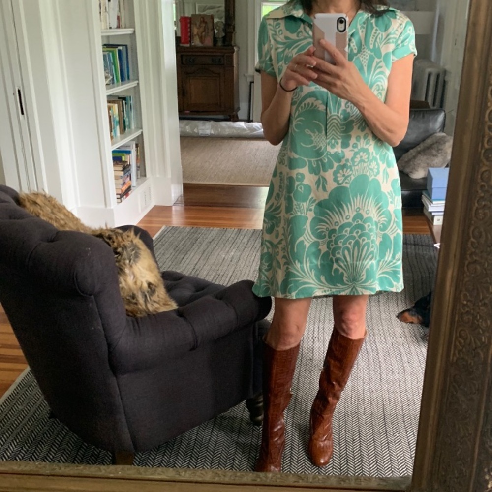 LAST CALL! MAKE OFFER! 
Vintage Diane Von Furstenberg Short Sleeve Dress
